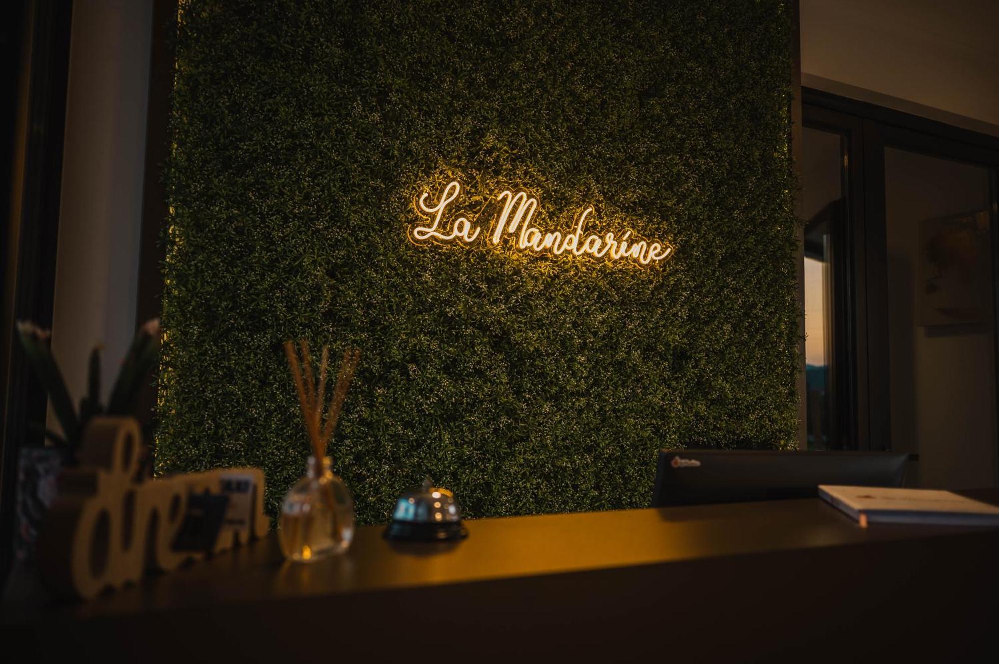 La Mandarine